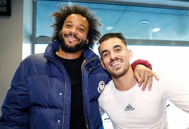 El defensor brasileño posa con Dani Ceballos.