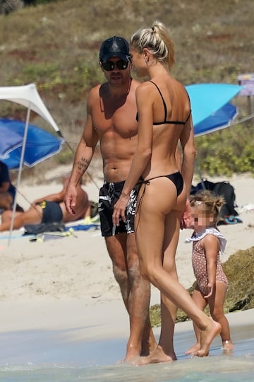 El entrenador del Atlético de Madrid se está tomando unos días de merecido descanso con su familia en las playas de las Islas Baleares.