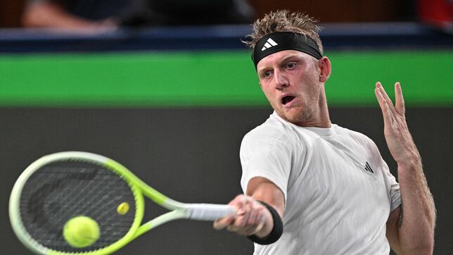 Davidovich salva un susto al filo de la medianoche