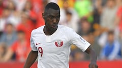 Asian Cup final: Ali breaks goals record as Qatar stun Japan