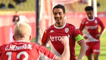 Ben Yedder celebra uno de los goles contra el Clermont.