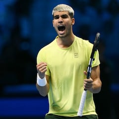 Alcaraz remonta y acaricia los cruces de las ATP Finals