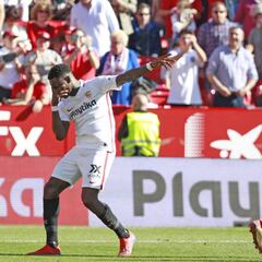 Sarabia y Promes, los carrileros inesperados de Pablo Machín