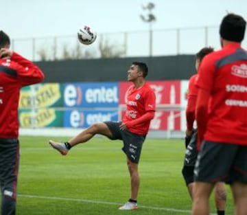 La Roja retomó las prácticas en Juan Pinto Durán.