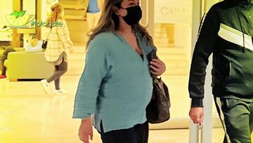 La mujer de Jesul¨ªn de Ubrique sorprendi¨® a todos anunciado su embarazo hace varios meses. El peque?o de los Janeiro Campanario llegar¨¢ al mundo antes del verano para unirse a sus hermanos Julia y Jes¨²s, los dos hijos del matrimonio, y a Andrea, la hija que el extorero tuvo con Bel¨¦n Esteban.
