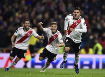 Como ya es costumbre, el colombiano marcó un golazo con la camiseta de River Plate cuando se enfrentaron a Racing.