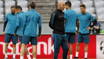 Zidane alineará a su once de gala ante el Barcelona, pero no arriesgará pensando en Kiev.
