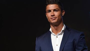 Cristiano Ronaldo se convierte en diseñador para homenajear a Karl Lagerfeld