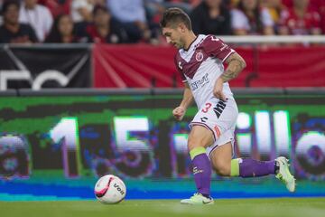 Lucas se adueño de la lateral de los escualos gracias a sus grandes actuaciones en los últimos partidos de la temporada pasada.