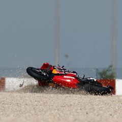 Acosta ‘barre’ a Márquez