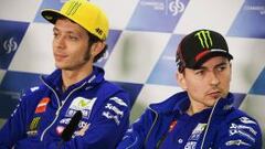 Rossi y Lorenzo, durante la conferencia de prensa en Qatar.