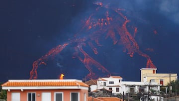 The Cumbre Vieja volcano continues to erupt, as seen from Tajuya, on the Canary Island of La Palma, Spain, October 24, 2021. REUTERS/Borja Suarez