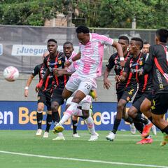 Pereira remonta y se lleva una victoria agónica de Envigado