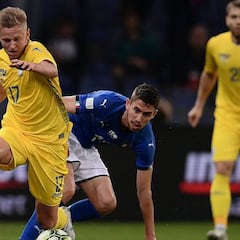 El Betis sigue interesado en Zinchenko, un olvidado de Pep