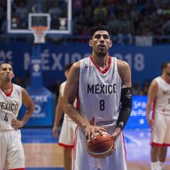 Gustavo Ayón ya prepara su fiesta de despedida