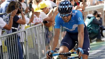 Mikel Landa llega a la meta de Albi tras sufrir una ca&iacute;da en la d&eacute;cima etapa del Tour de Francia.
