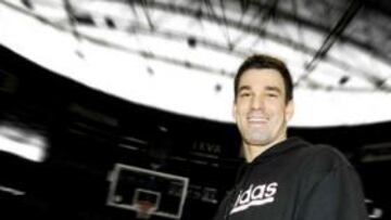 <b>FIEL EJEMPLO. </b>Rafa es el reflejo del juego valenciano: defensa y tiro.