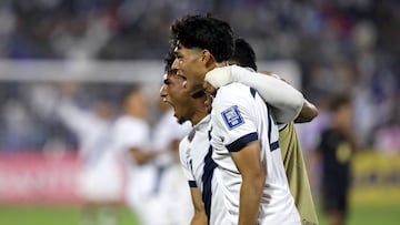 Soccer Football - FIFA World Cup - CONCACAF Qualifiers - Group G - Guatemala v Panama - Estadio El Trebol, Guatemala City, Guatemala - November 13, 2025 Guatemala's Rudy Munoz celebrates scoring their second goal with Olger Escobar REUTERS/Sandra Sebastian