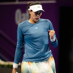 Muguruza fulmina a Brengle para vérselas con Ostapenko