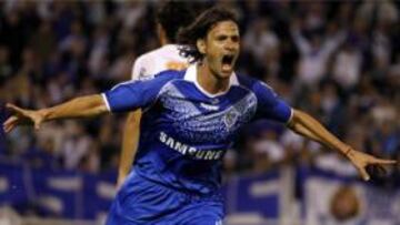 GOL DECISIVO. Mauro Obolo celebra su gol ante el Santos en la Copa Libertadores.