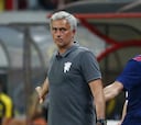 Mkhitaryan: "Wenger entiende mejor que Mou a los jugadores"