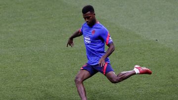 Thomas Lemar en un entrenamiento del Atl&eacute;tico.