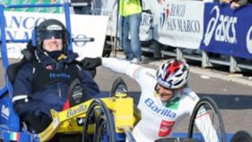 <b>UN FENÓMENO. </b>Zanardi disputó su cuarto maratón, el segundo en Nueva York, y ya ha ganado tres en su categoría. Su siguiente pasó es ganar el oro en Londres 2012.