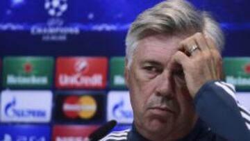 Carlo Ancelotti en sala de prensa.