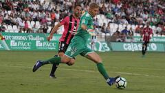 Pawel Kieszek, cerca de recalar en La Rosaleda.