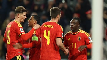 Doku celebra un gol de Bélgica.