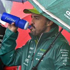 Alonso: “Hasta que no tenga un radar de lluvia en el coche... si me dicen que pare, paro”
