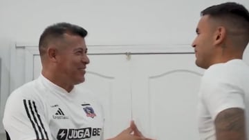 Vegas causa furor en Colo Colo: esto le dijo Almirón al recibirlo y luego Mosa ‘apretó’ al DT