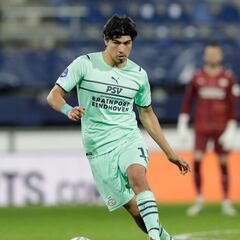 PSV goleó al Utrecht y se aferra al subliderato