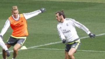 Bale fue ubicado por Ben&iacute;tez ayer, en el primer partidillo de la pretemporada, en la banda izquierda.
 
