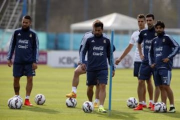 Primer plano del entrenamiento de la Selección Argentina