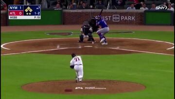 Recibe en la cara un pelotazo de béisbol a 154 km/h