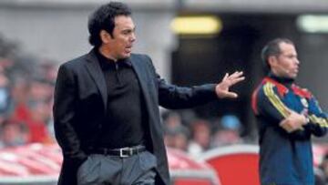 <b>EXIGENTE. </b>Hugo confía en que Alfonso García le traiga buenos fichajes.