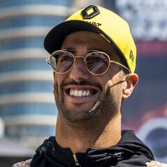 "Ricciardo se creyó los enormes gráficos sobre el motor Renault"