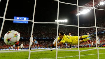 Segundo gol de Haaland el tercero para el Manchester City.