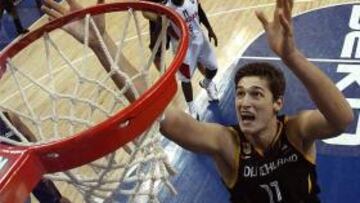 El Baskonia ficha a Tibor Pleiss y al francés Fabien Causeur