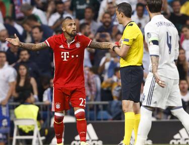 Police intervened as Bayern players confronted ref