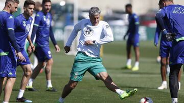 Seti&eacute;n, en un entrenamiento del Betis. 