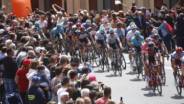 Los españoles en el Giro: Bilbao se mantiene en el top10