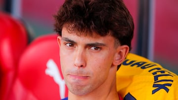 João Félix, con gesto serio.