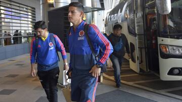 James Rodríguez en su llegada a Seúl, Corea.