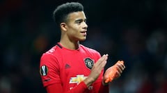 Greenwood signs new Man United contract