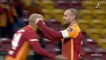 Sneijder se inspira en Navidad...¡tres asistencias y un gol!