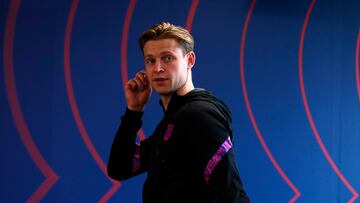 El jugador del Barcelona Frenkie de Jong durante la rueda de prensa posterior a un entrenamiento.