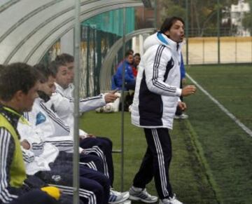 He spent two seasons (2012-2013, 2013-2014) in charge of Real Madrid's Under-18s, before leaving the club in June 2014.