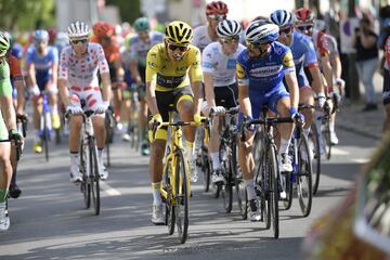 Egan Bernal es el campeón del Tour de Francia. el colombiano se convirtió en el primer latinoamericano en conquistar la carrera. Los mejores momentos del ciclista en competencia.